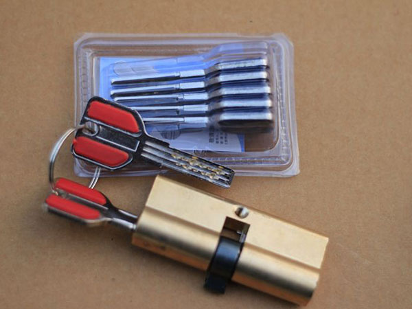 泰州24小时上门开锁公司